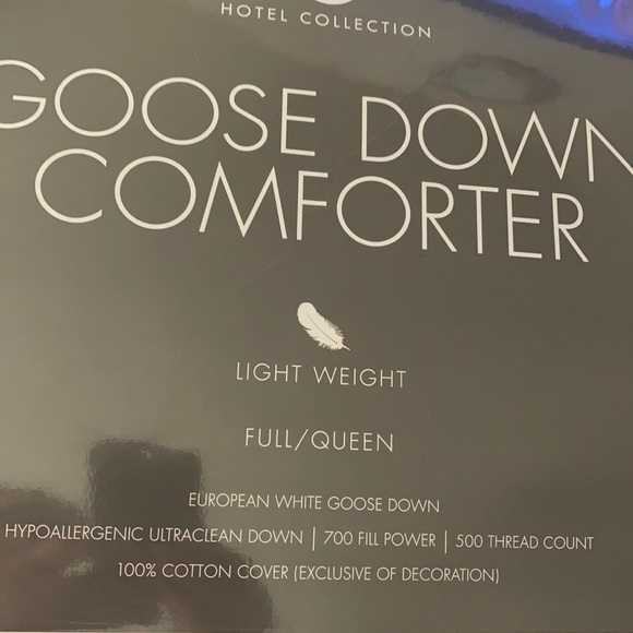 Hotel collection goose down light weight